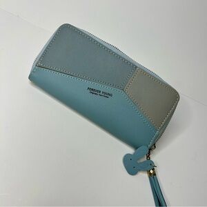 Wallet for women in light baby blue